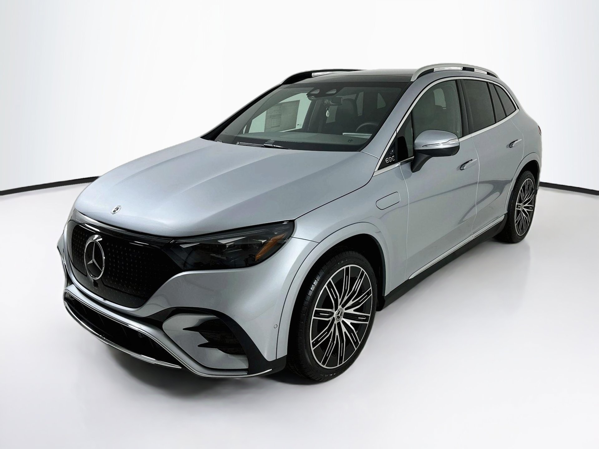 New 2027 Mercedes-Benz EQE 320+ SUV image 3