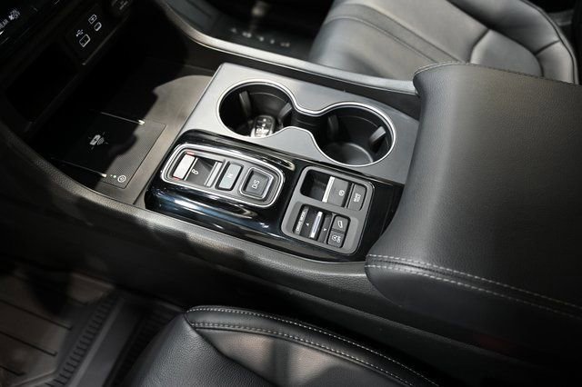 Used 2024 Honda Pilot Touring image 19