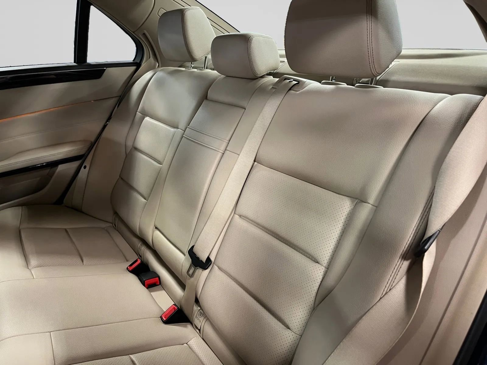 Used 2015 Mercedes-Benz E 350 Sedan w/ Premium 1 Package image 22