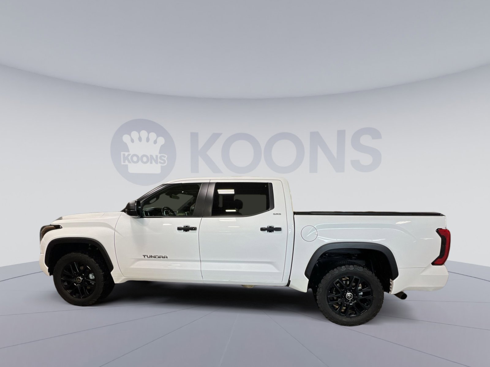 Used 2025 Toyota Tundra SR5 image 2