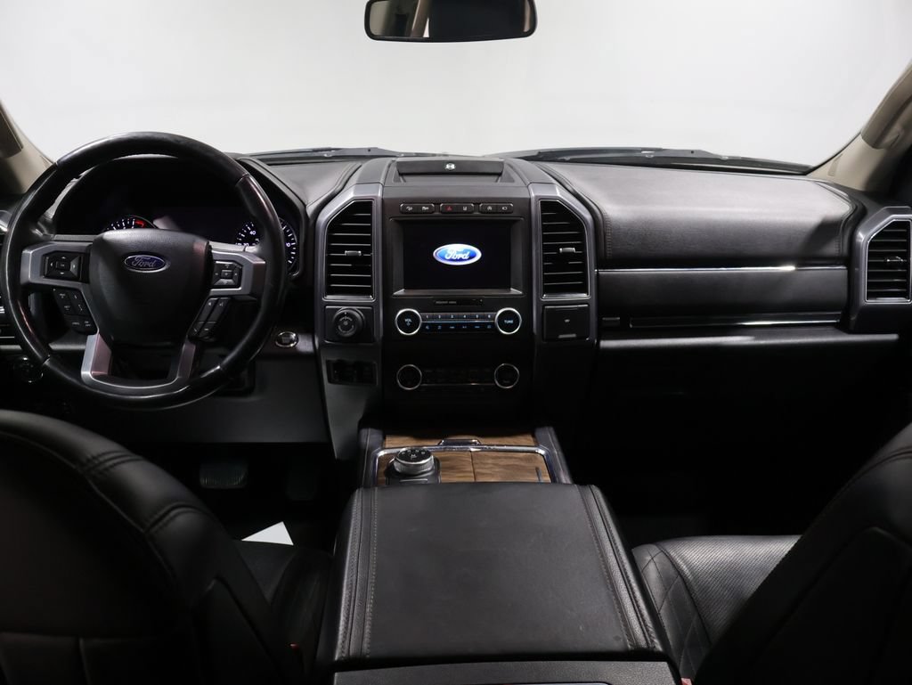 Used 2019 Ford Expedition Platinum AWD/4WD image 16
