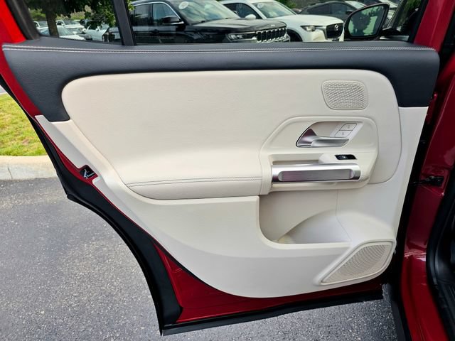 New 2026 Mercedes-Benz GLB 250 4MATIC image 26