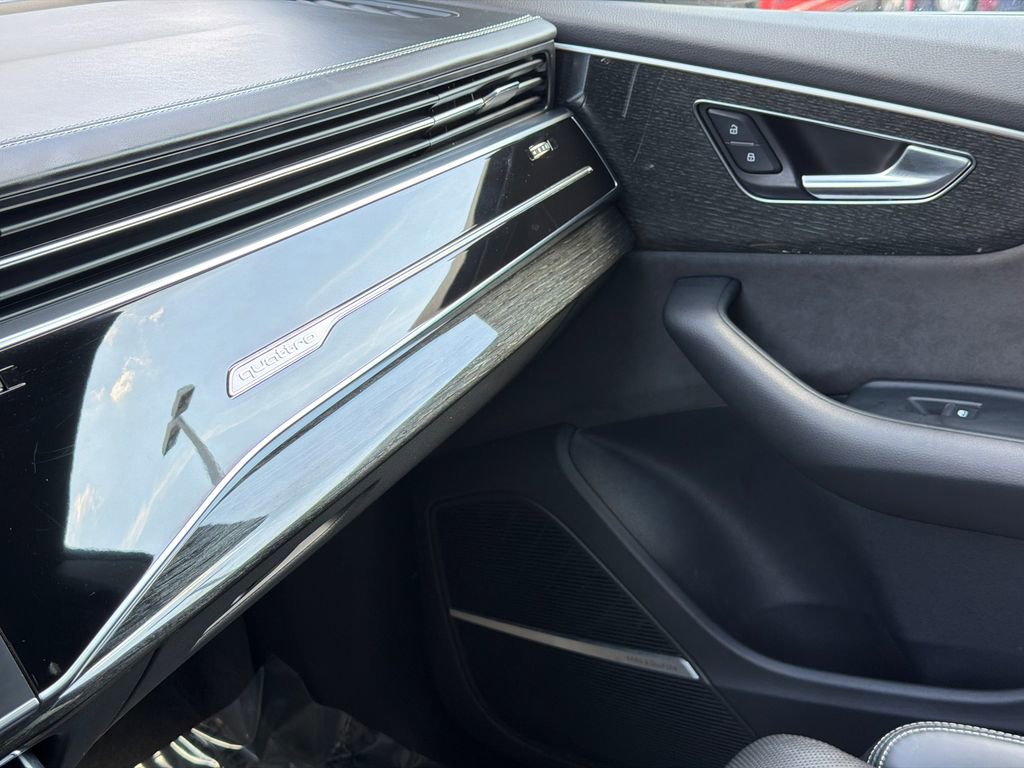 Used 2021 Audi SQ8 Premium Plus w/ SQ8 Black Optic Package image 32