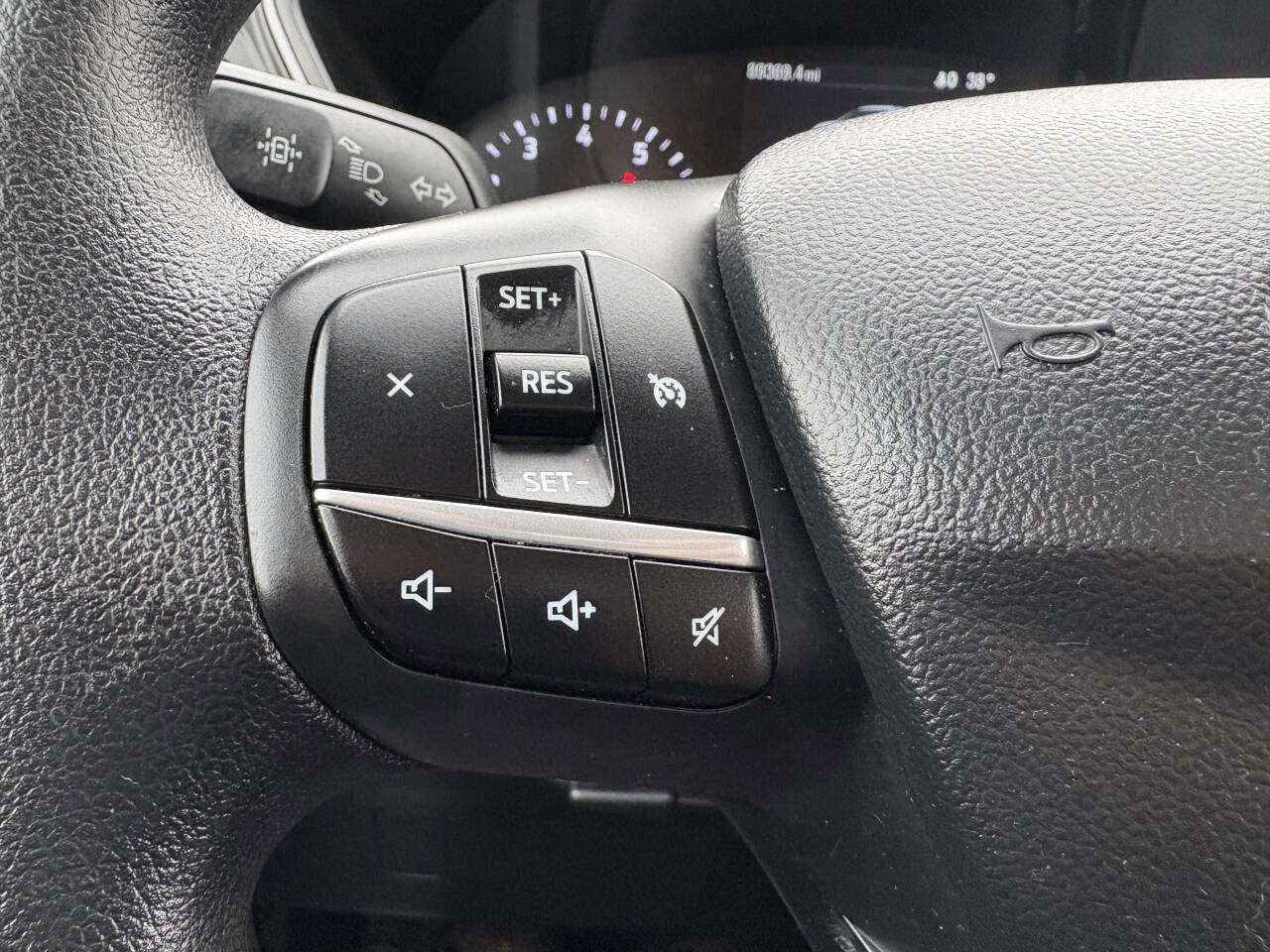 Used 2020 Ford Escape S image 27