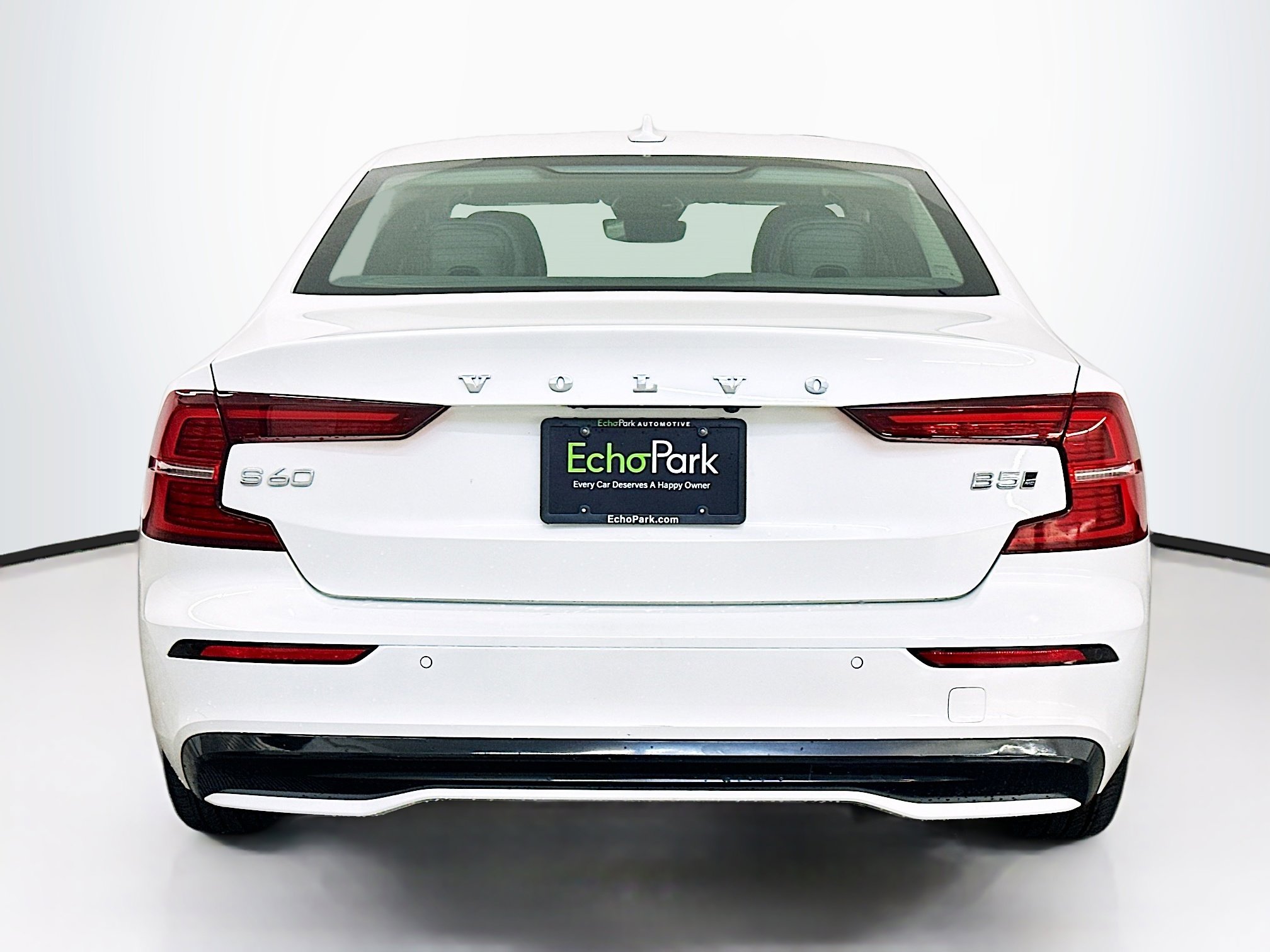 Used 2025 Volvo S60 B5 Core image 7