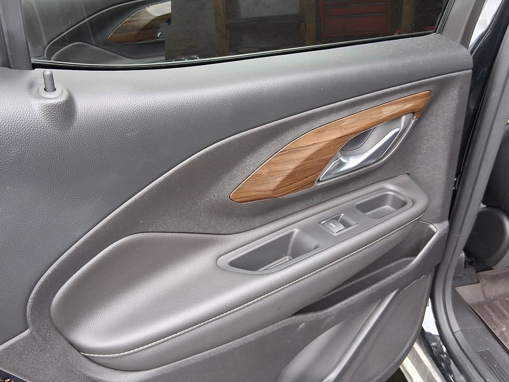 Used 2020 GMC Terrain Denali w/ LPO, Floor Liner Package FWD image 15
