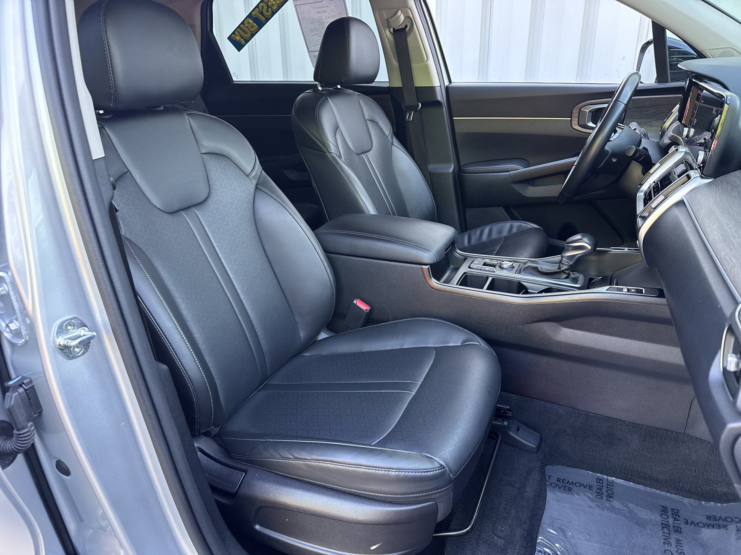 Used 2021 Kia Sorento EX w/ EX AWD X-Line Package image 17
