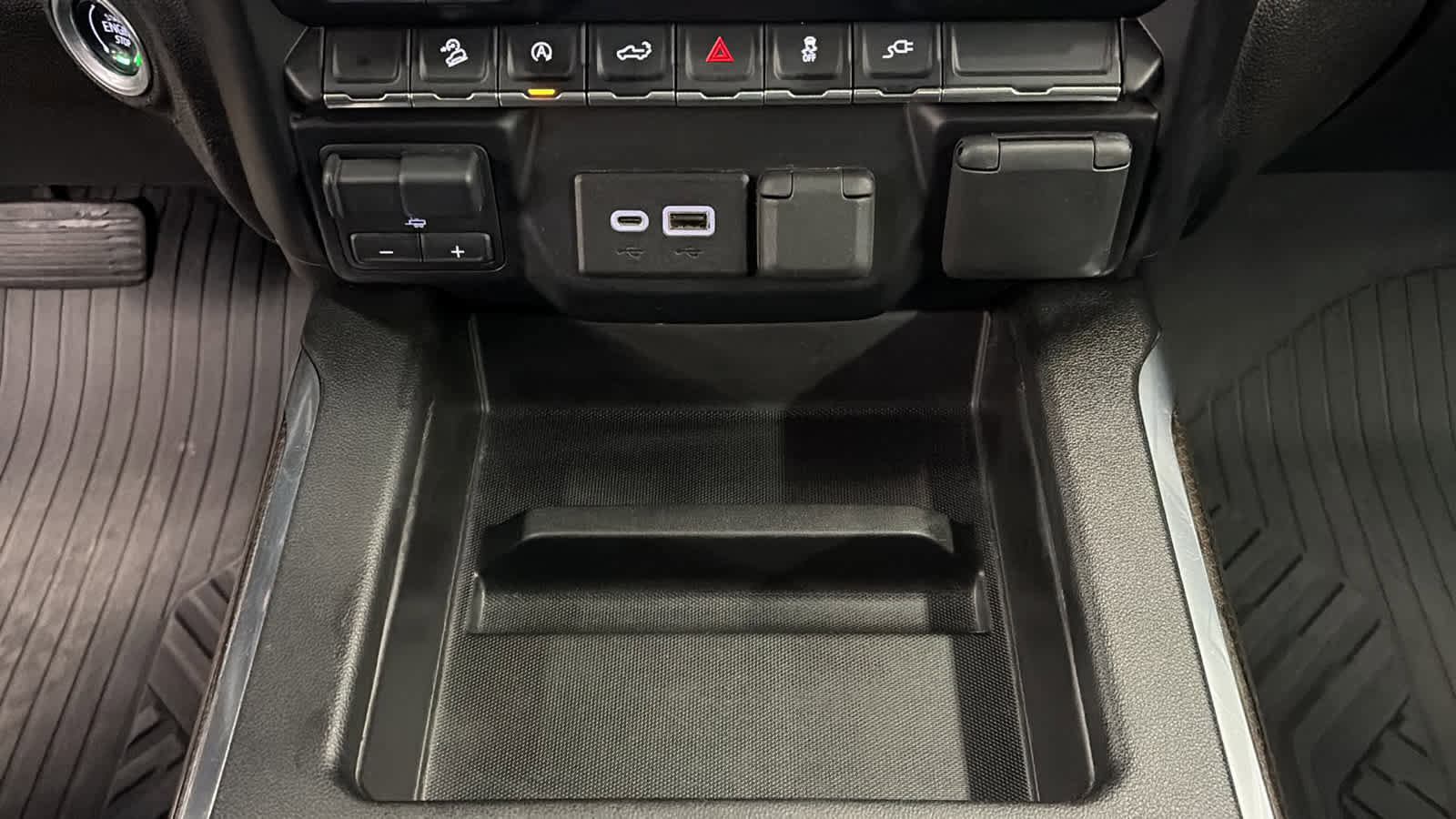 Used 2021 Chevrolet Silverado 1500 RST image 15