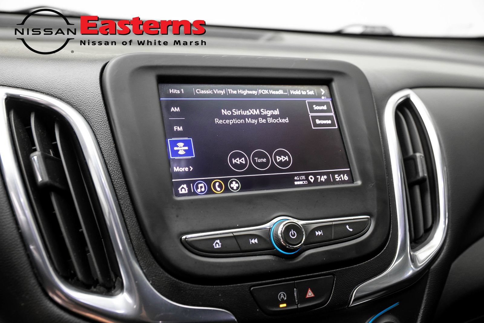 Used 2022 Chevrolet Equinox LT FWD image 18