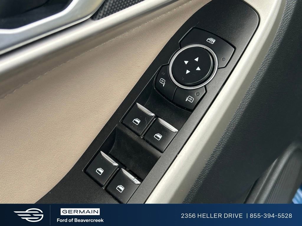 Used 2021 Ford Explorer XLT AWD/4WD image 25