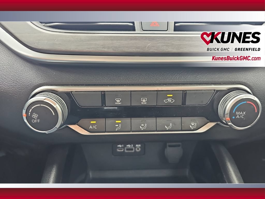 Used 2024 Nissan Altima 2.5 SV FWD image 23