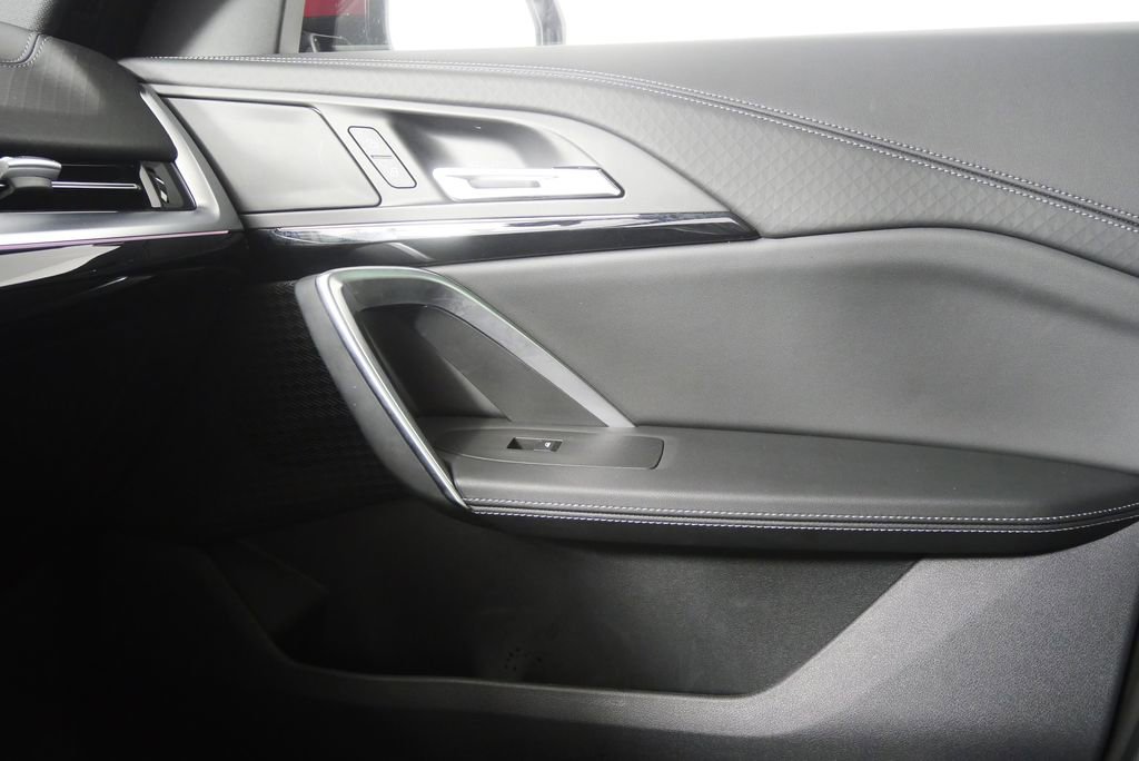 Certified 2024 BMW X2 xDrive28i image 30