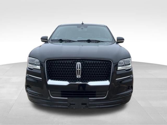 Used 2023 Lincoln Navigator L Reserve image 10