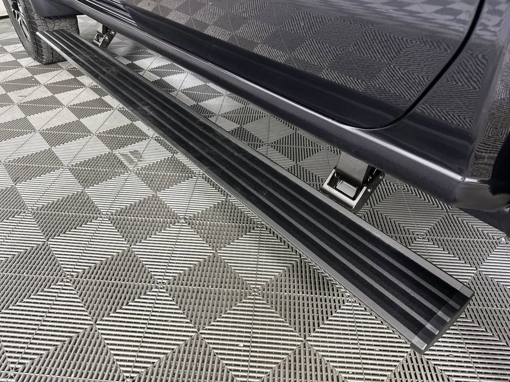 New 2025 GMC Sierra 2500 Denali w/ Denali Reserve Package image 7