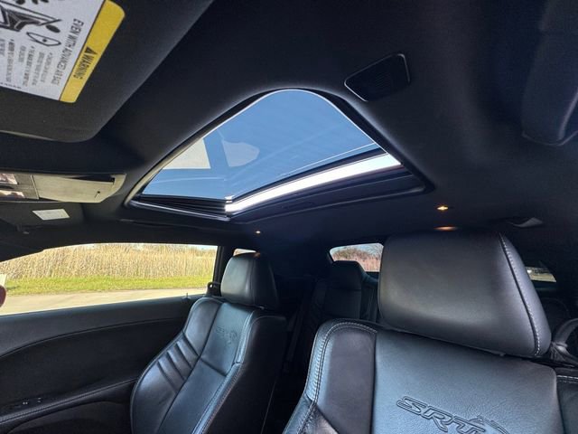 Used 2018 Dodge Challenger SRT Hellcat image 25