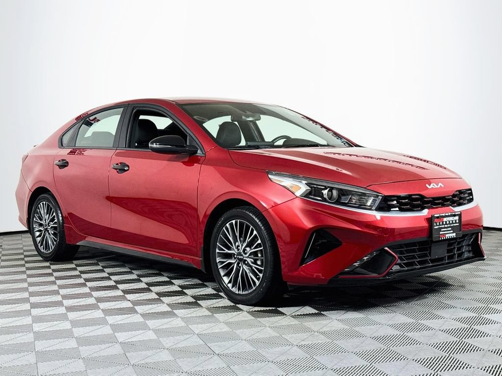 Used 2024 Kia Forte GT-Line FWD image 1