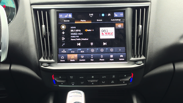 Used 2023 Maserati Levante Modena AWD/4WD image 11