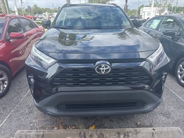 Used 2023 Toyota RAV4 XLE Premium image 7