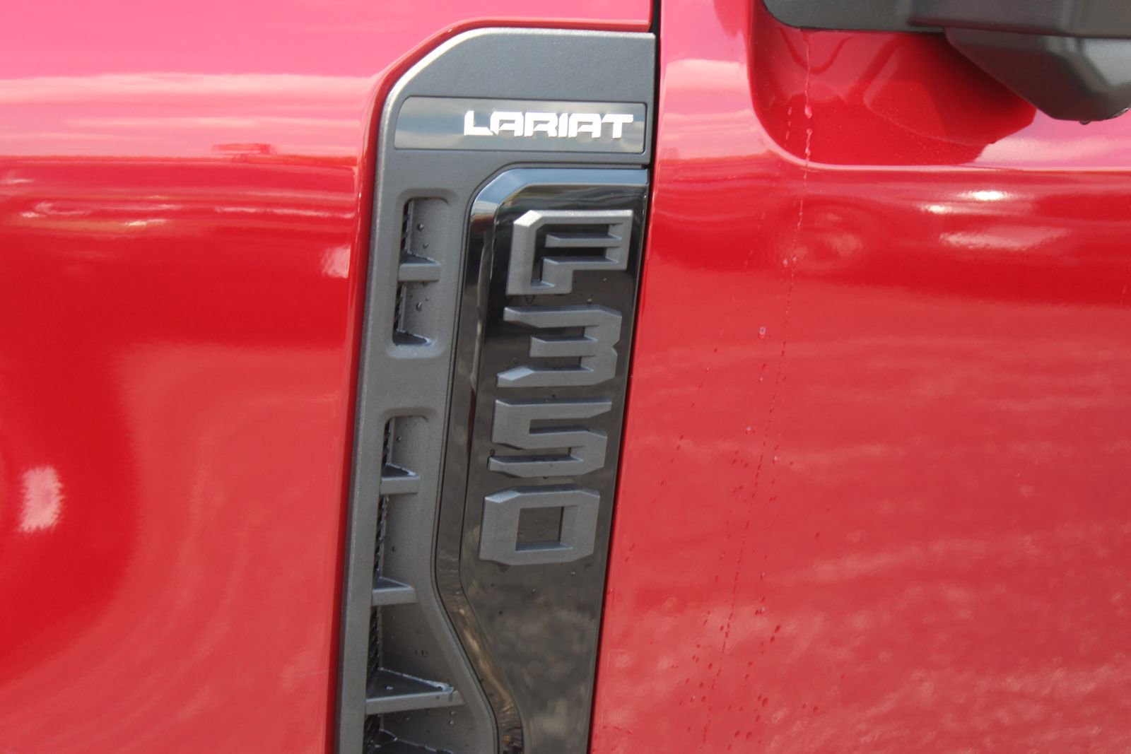 New 2026 Ford F350 Lariat AWD/4WD image 3