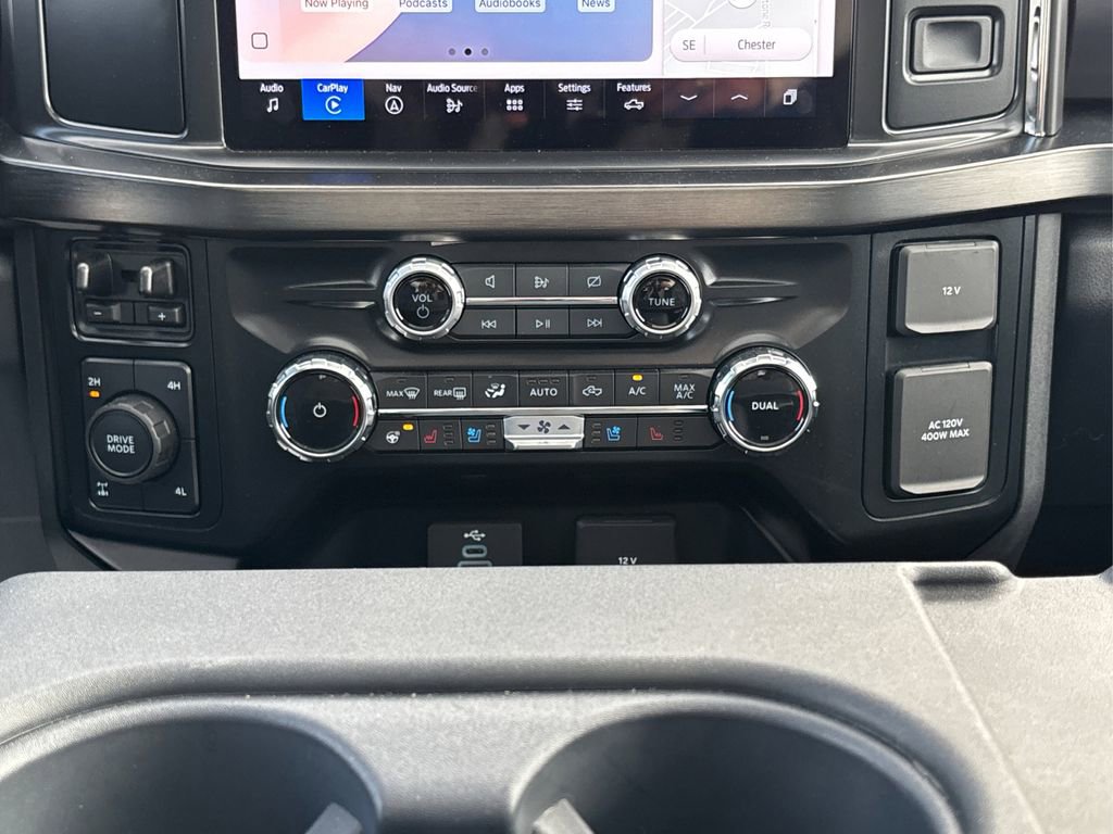 Used 2024 Ford F350 Lariat w/ Camper Package image 29