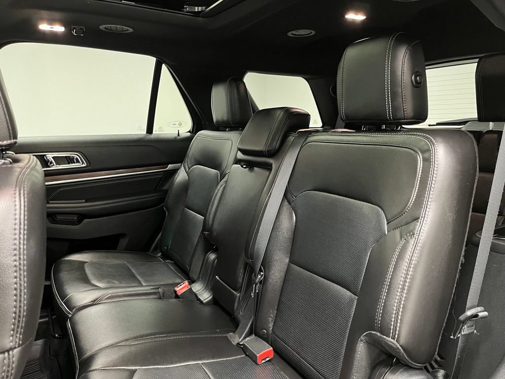 Used 2018 Ford Explorer Limited AWD/4WD image 46