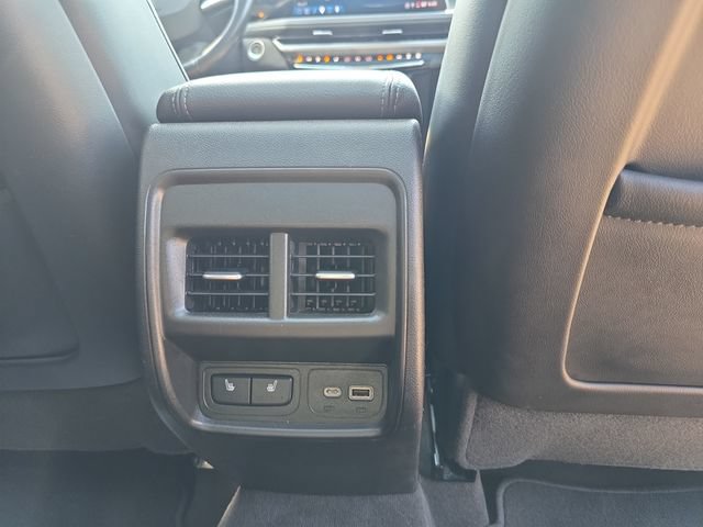 Used 2024 Cadillac XT4 Premium Luxury AWD/4WD image 22