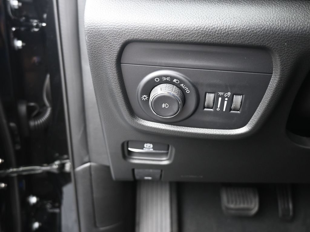 New 2025 Jeep Grand Cherokee L Overland AWD/4WD image 27