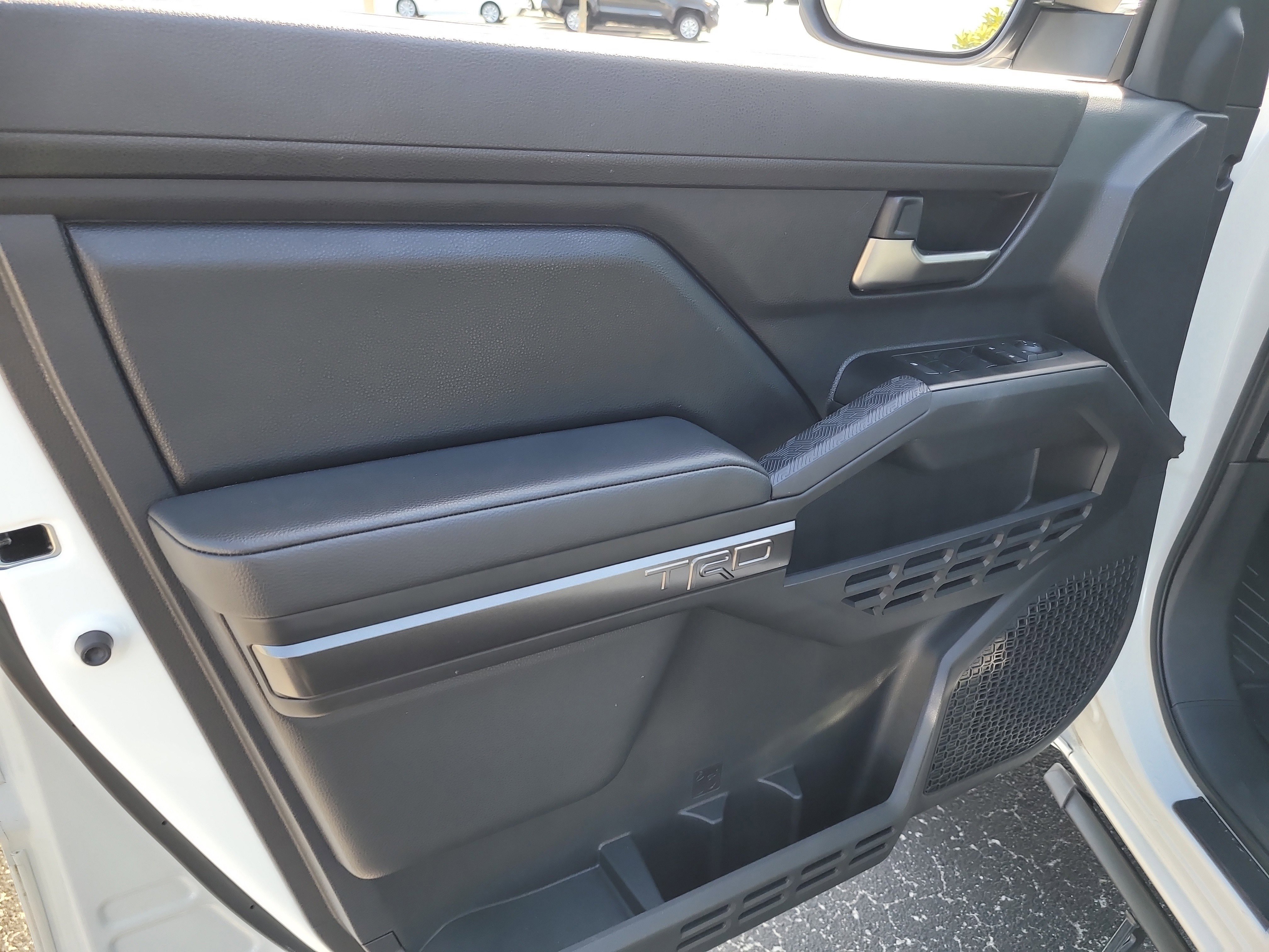 Certified 2025 Toyota Tacoma TRD Sport image 17