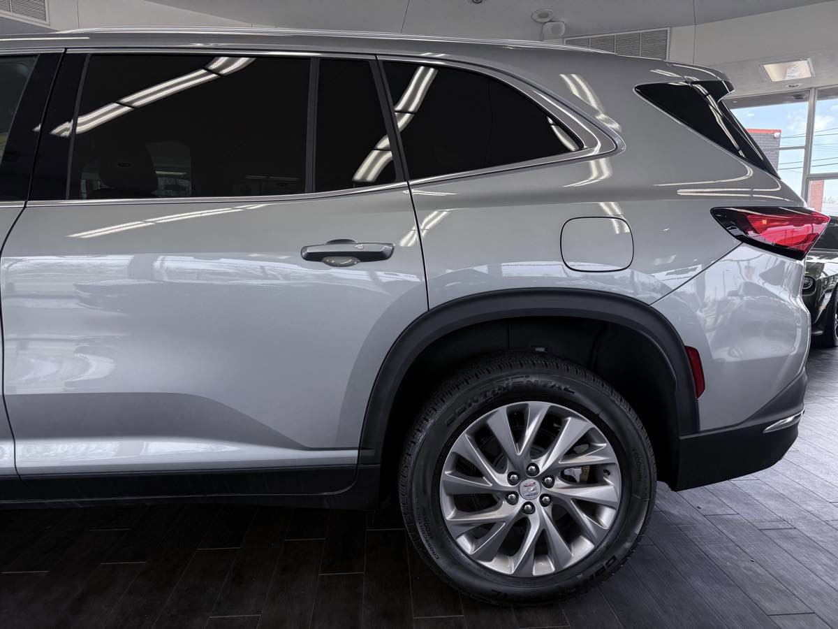 Used 2026 Buick Enclave Preferred FWD image 17