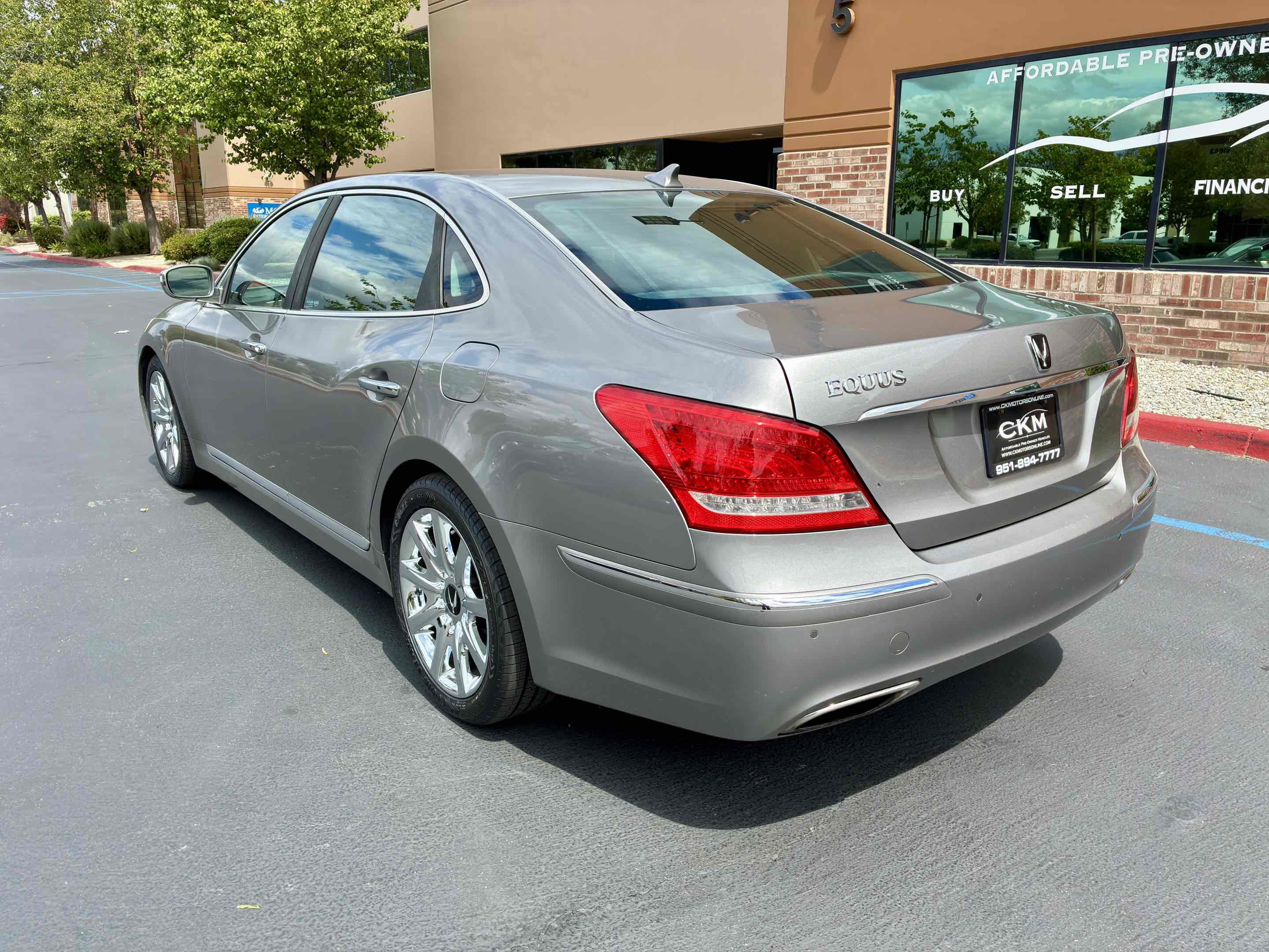 Used 2012 Hyundai Equus Ultimate RWD image 10