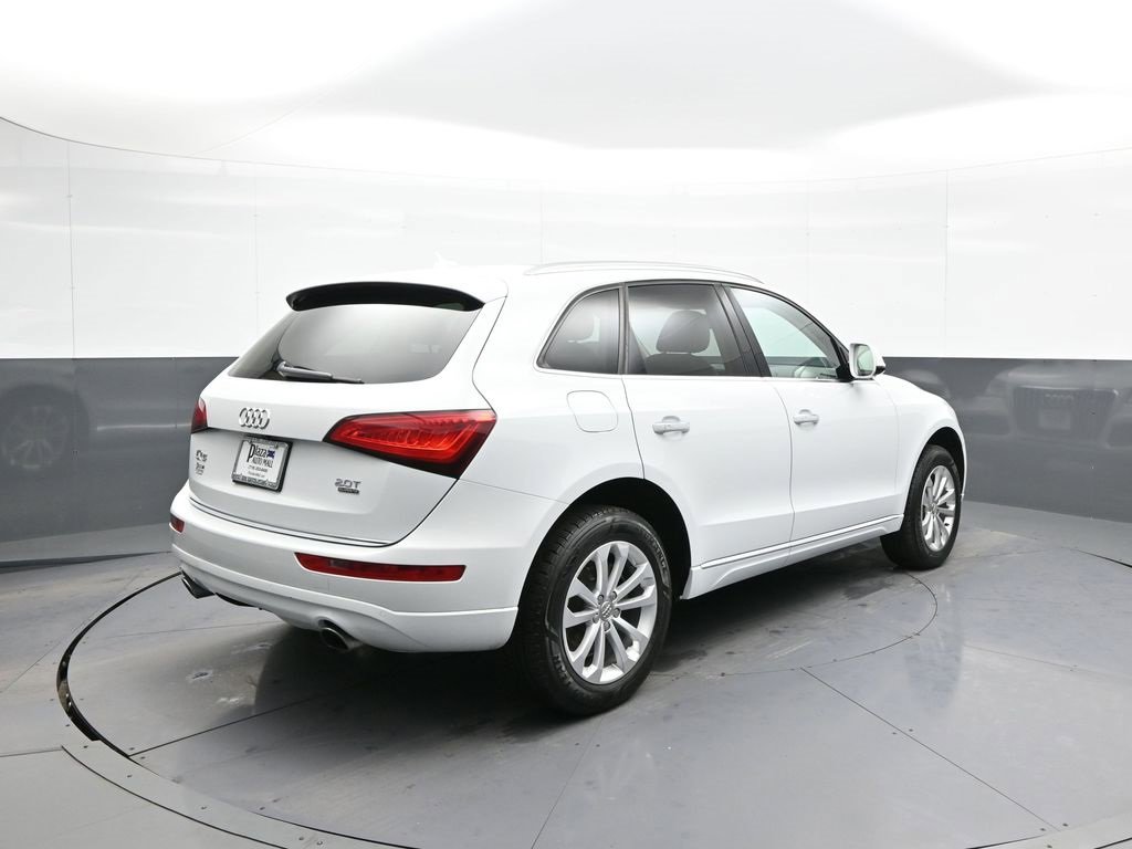 Used 2016 Audi Q5 2.0T Premium Plus w/ Technology Package image 6