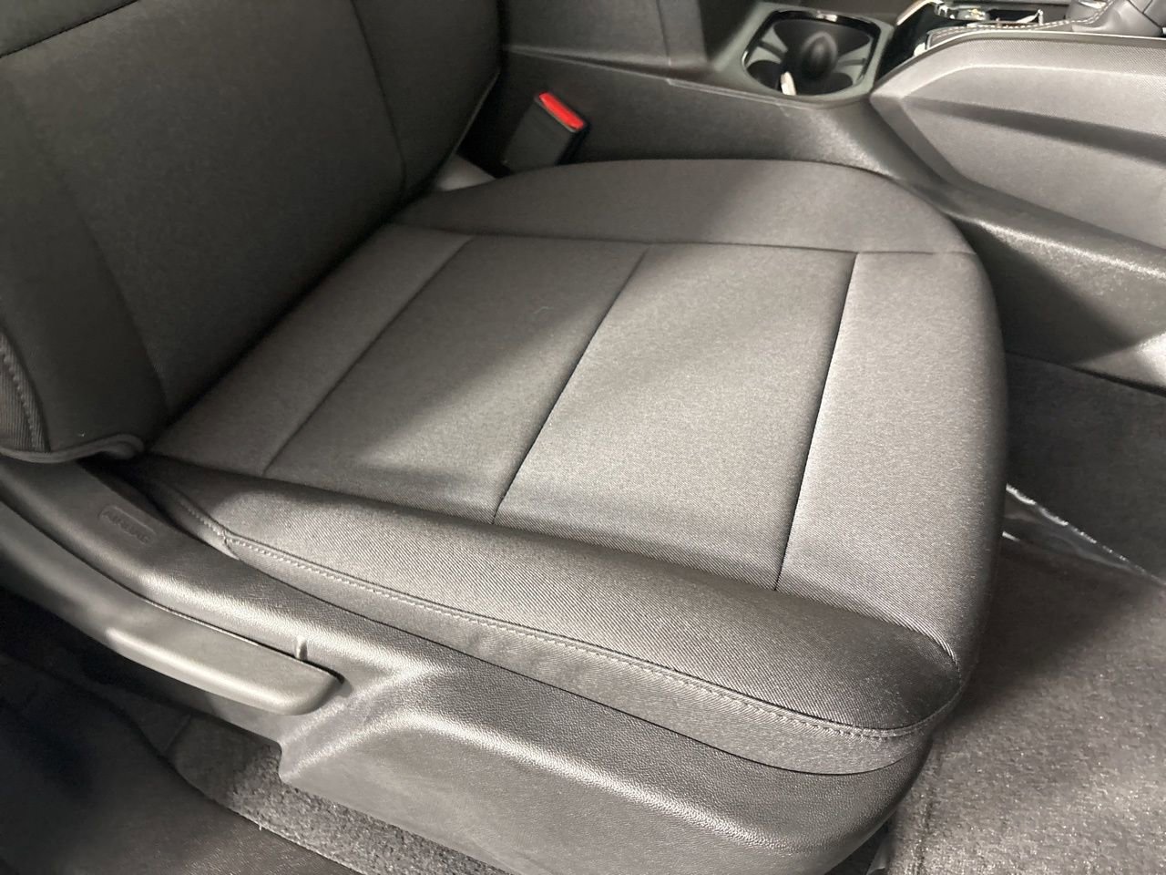 Used 2024 Chevrolet Colorado Trail Boss w/ Technology Package image 24