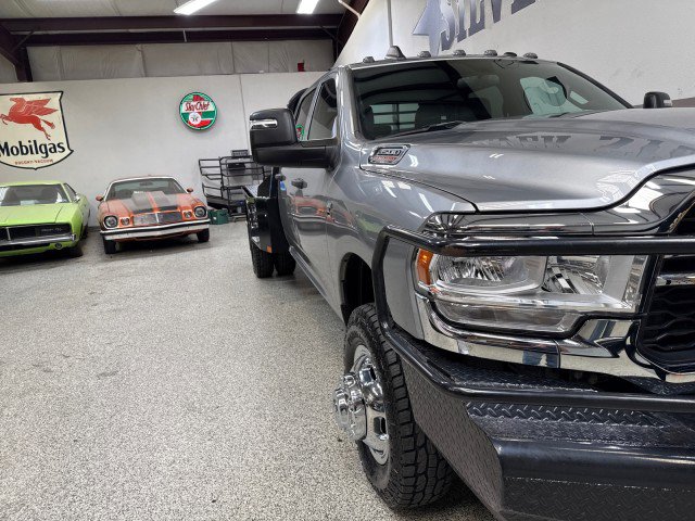 Used 2023 RAM 3500 Tradesman w/ Chrome Appearance Group image 50