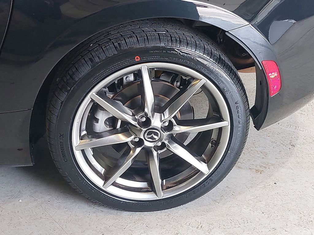 Used 2022 MAZDA MX-5 Miata Grand Touring image 31
