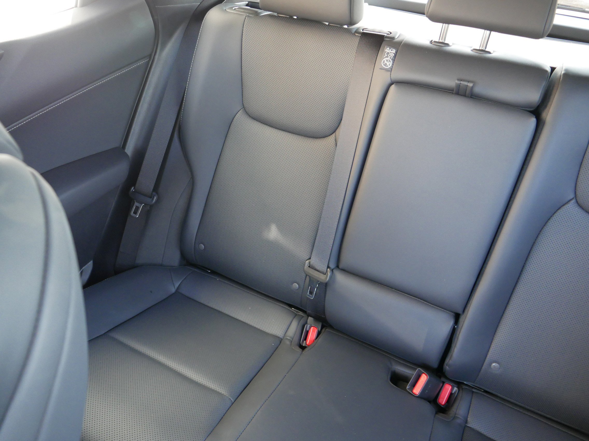 Used 2025 Lexus NX 450h+ F Sport image 12