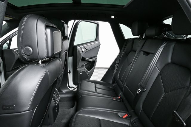 New 2025 Porsche Macan image 25