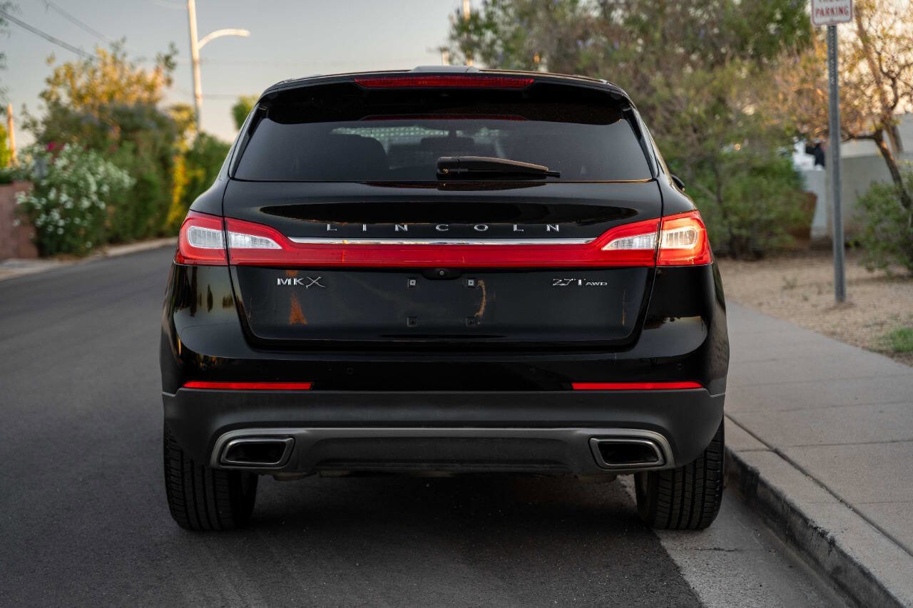 Used 2017 Lincoln MKX Reserve image 4