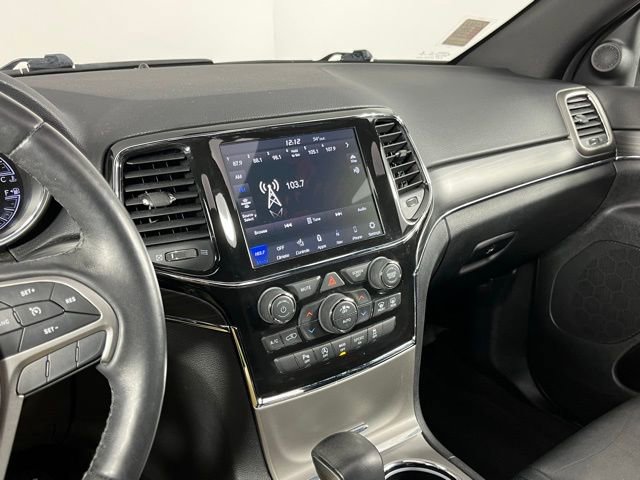 Used 2022 Jeep Grand Cherokee Limited image 22