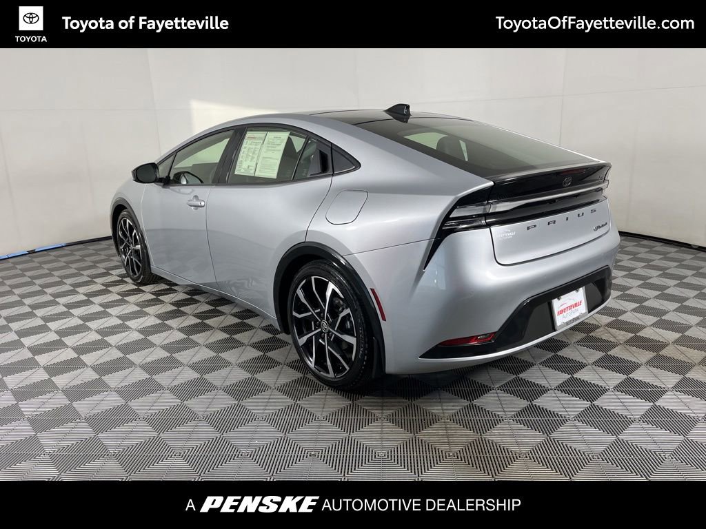 Used 2024 Toyota Prius Prime XSE Premium image 16