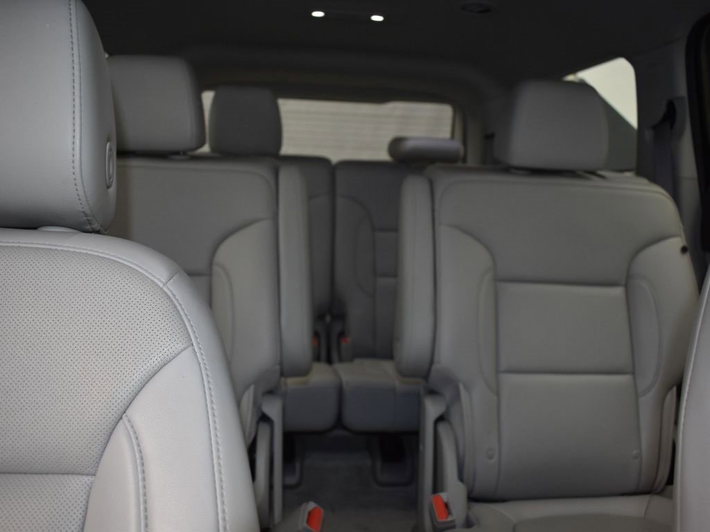 Used 2021 GMC Acadia SLT image 28