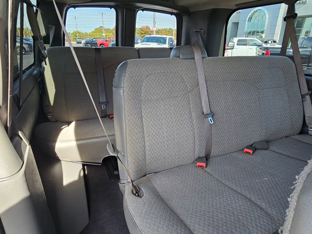 Used 2019 Chevrolet Express 3500 LT w/ LT Preferred Equipment Group image 32