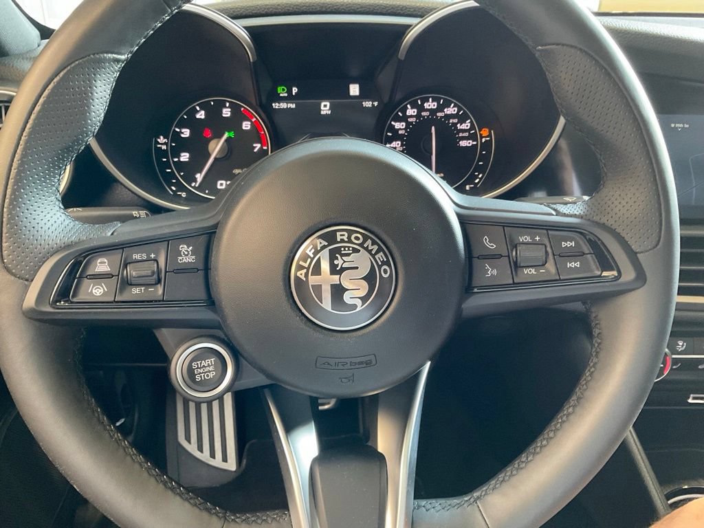 Used 2022 Alfa Romeo Giulia Ti w/ Active Assist Plus Package AWD/4WD image 11