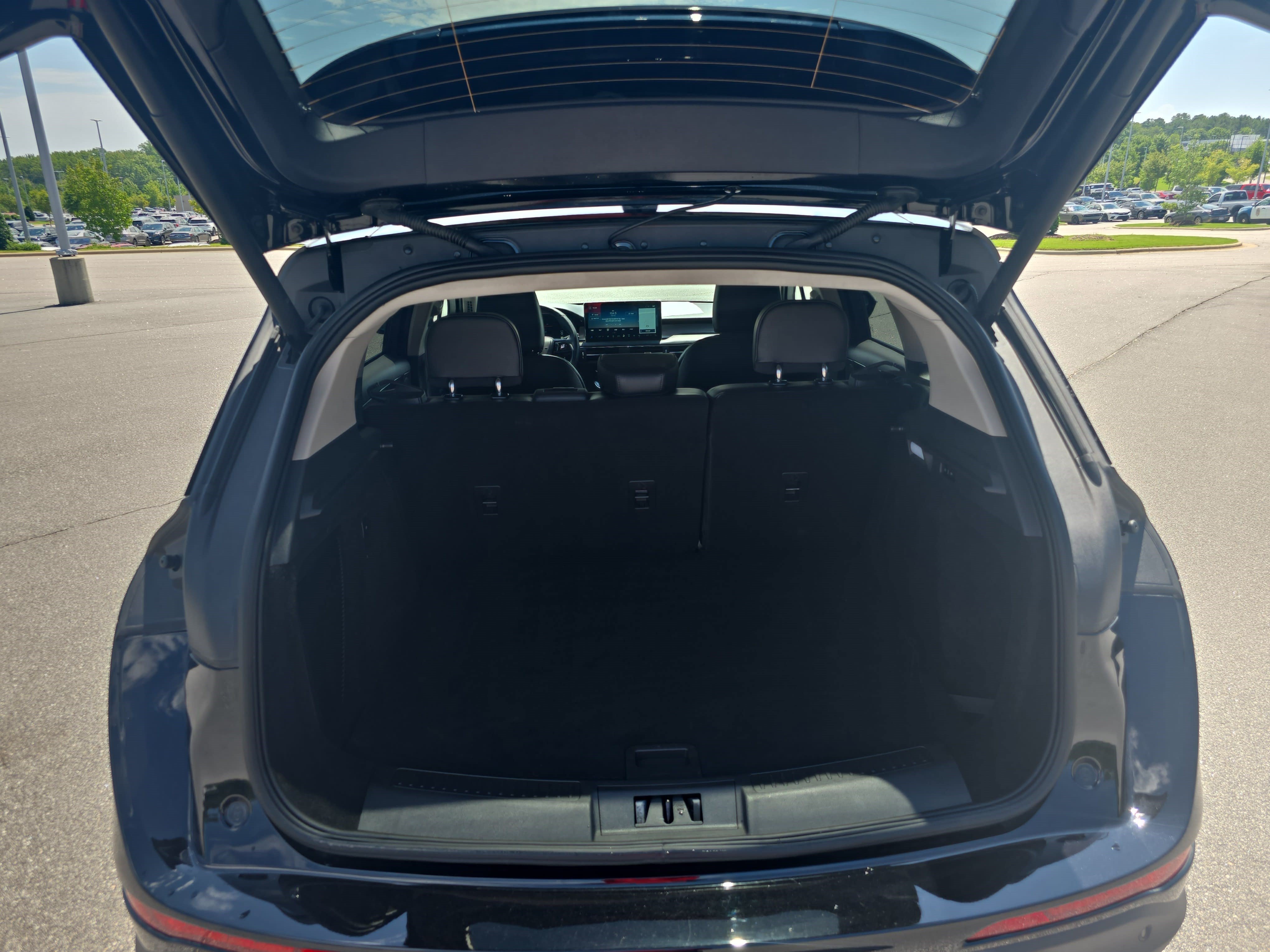 New 2026 Lincoln Corsair Premiere AWD/4WD image 12
