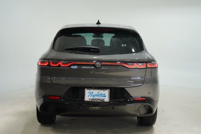New 2025 Alfa Romeo Tonale w/ Premium Package image 6