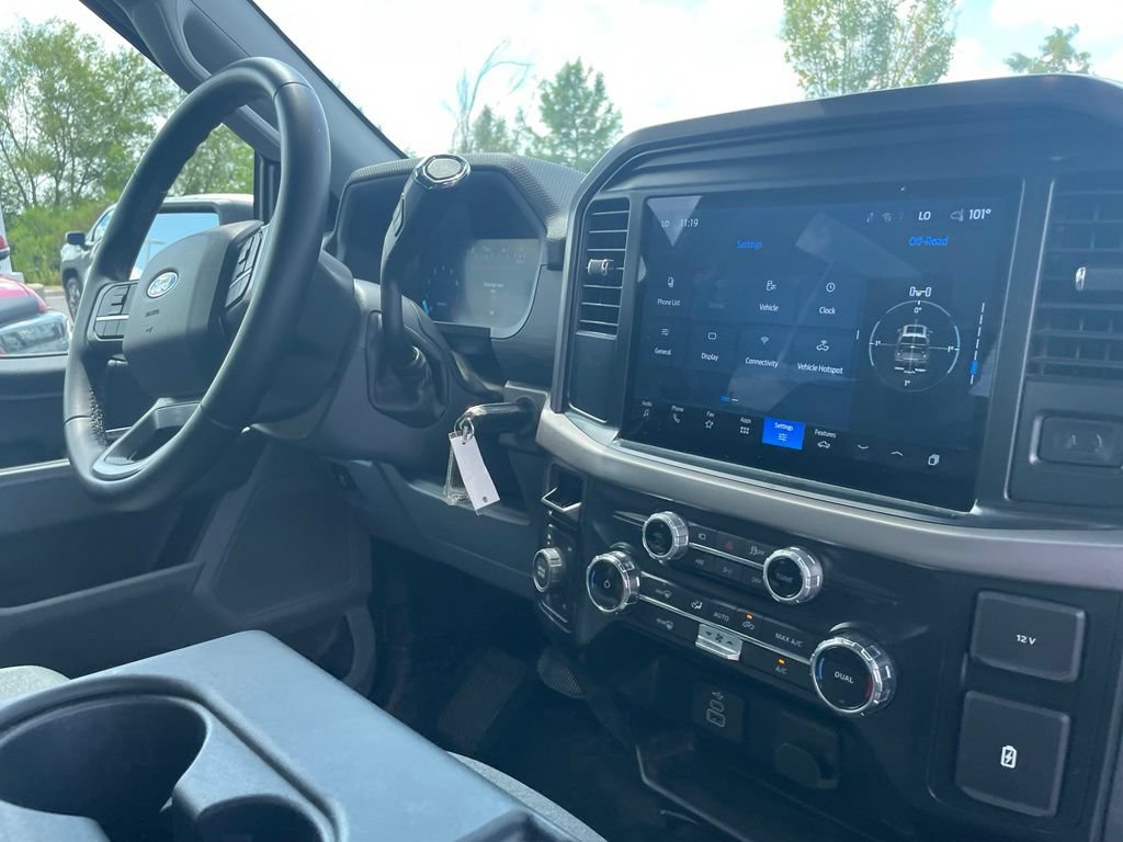 Used 2025 Ford F150 XLT w/ Equipment Group 301A Standard AWD/4WD image 29