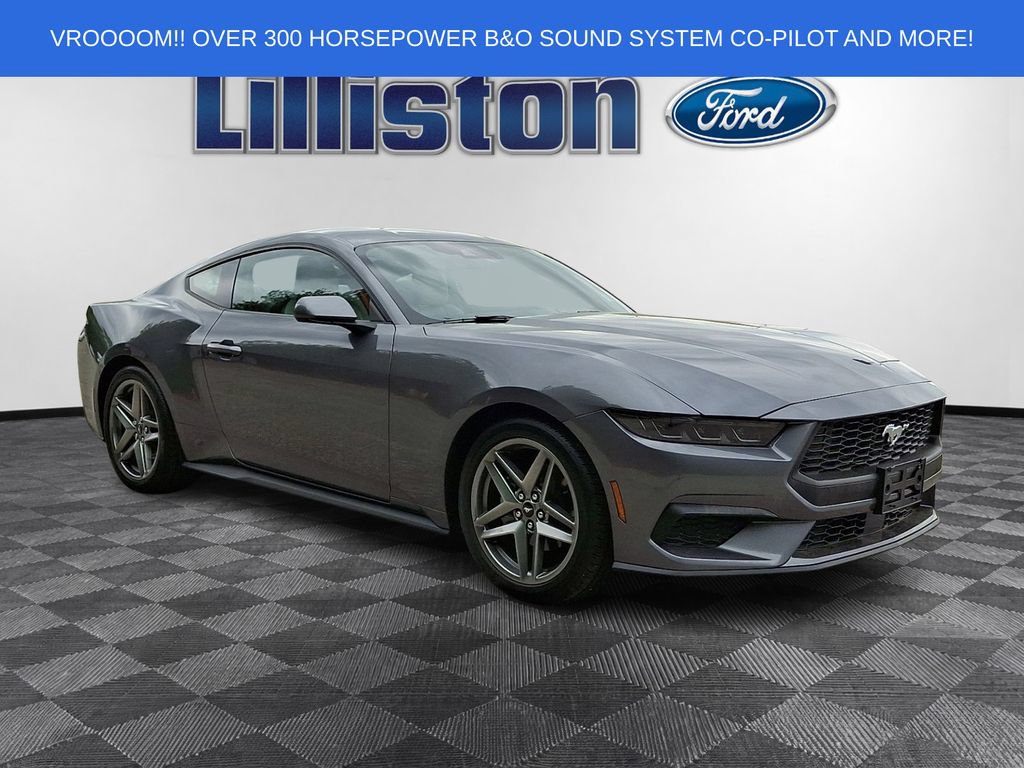 Used 2026 Ford Mustang Premium RWD image 3