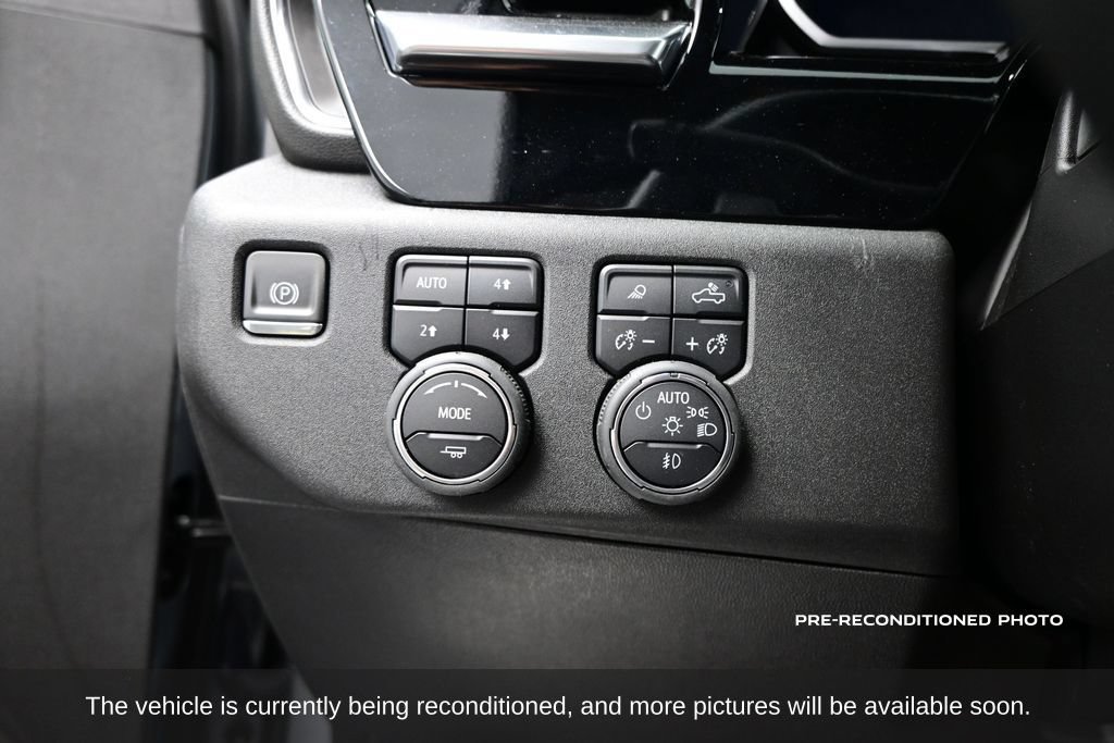 Used 2026 Chevrolet Silverado 1500 RST AWD/4WD image 19