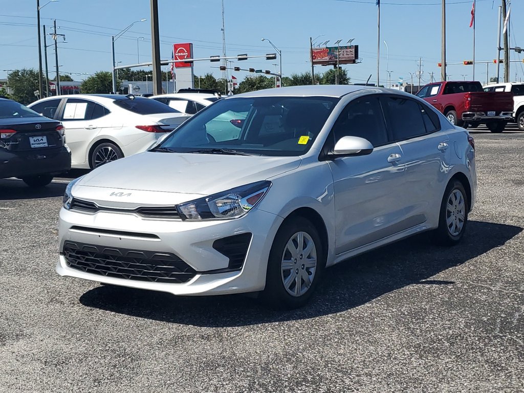 Used 2023 Kia Rio S FWD image 2