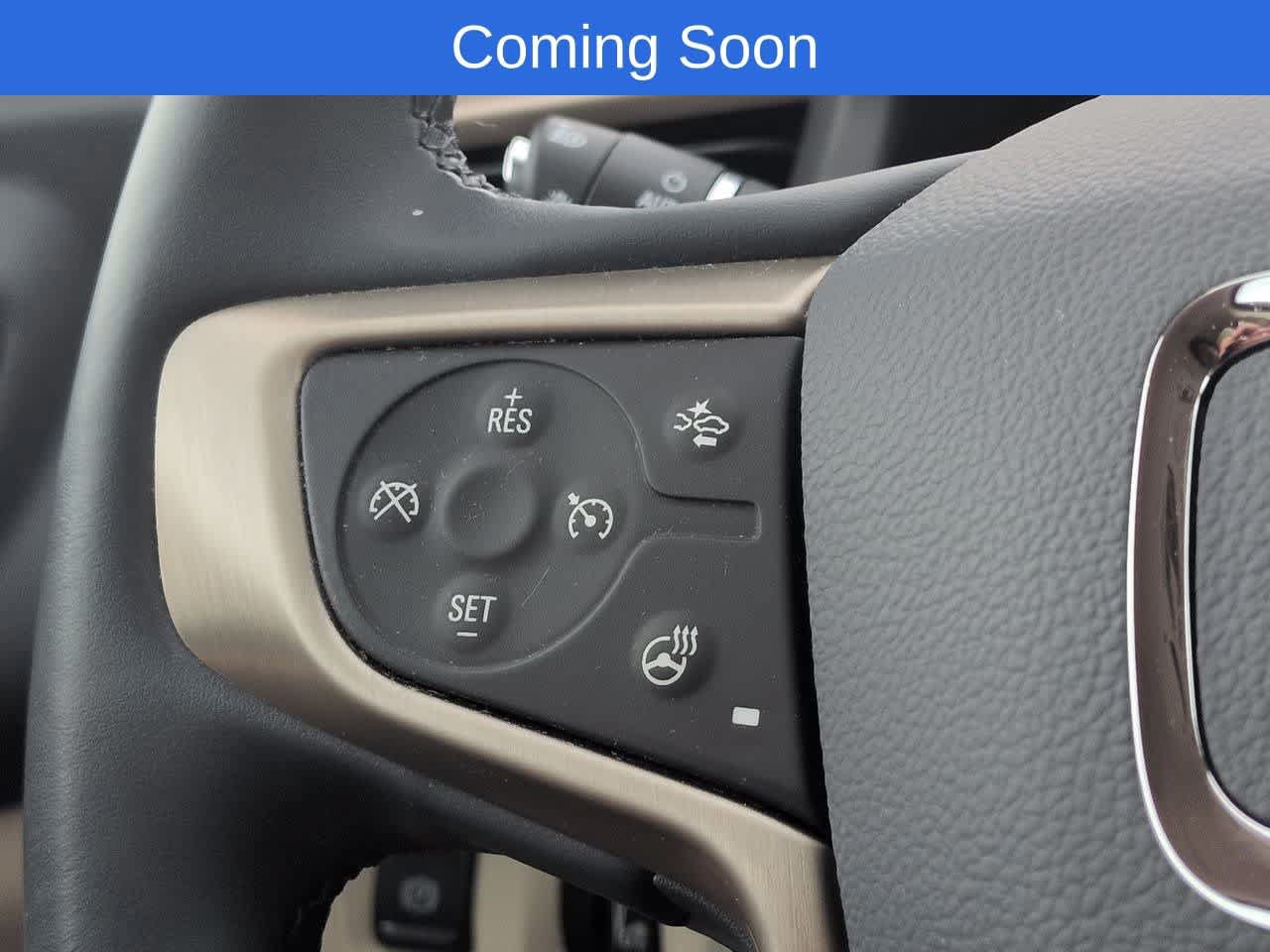 Used 2023 GMC Acadia Denali w/ Denali Ultimate Package AWD/4WD image 25