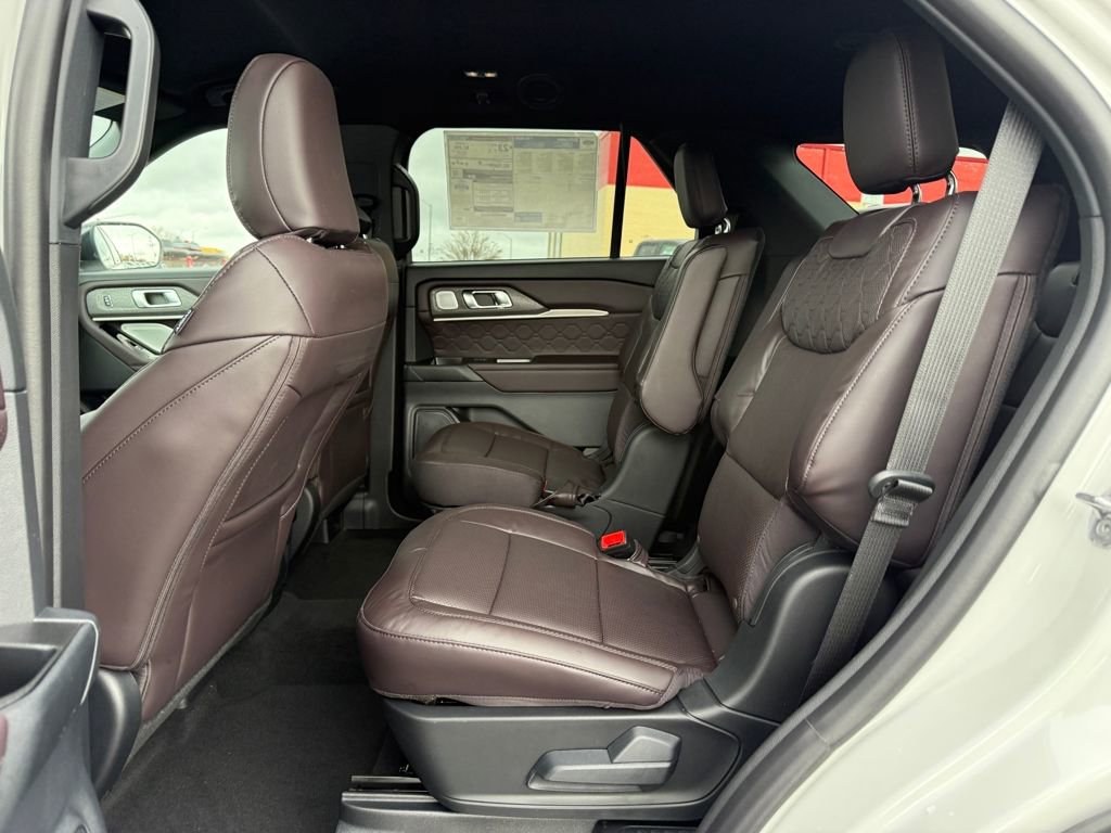 New 2026 Ford Explorer Platinum image 12